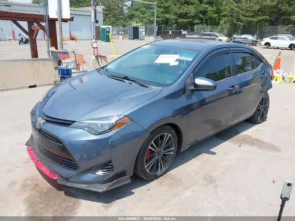 2T1BURHE7JC027365 2018 TOYOTA COROLLA - Image 2