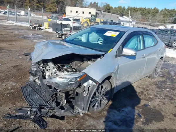 2T1BURHE7JC027706 2018 TOYOTA COROLLA - Image 2