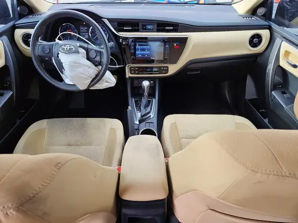 2T1BURHE7JC034882 2018 TOYOTA COROLLA - Image 8
