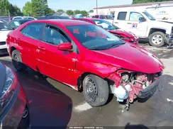 2T1BURHE7JC035661 2018 TOYOTA COROLLA
