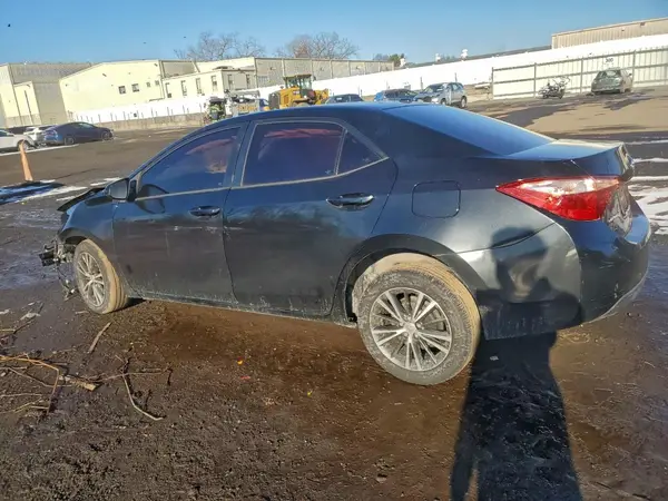 2T1BURHE7JC039208 2018 TOYOTA COROLLA - Image 2