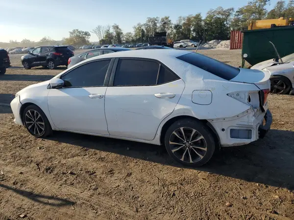 2T1BURHE7JC039306 2018 TOYOTA COROLLA - Image 2