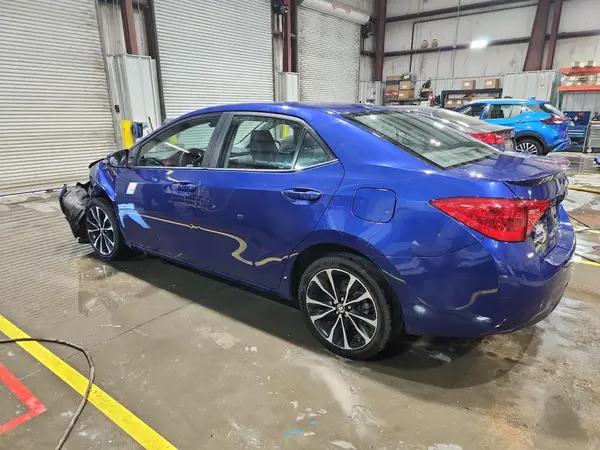 2T1BURHE7JC039953 2018 TOYOTA COROLLA - Image 2