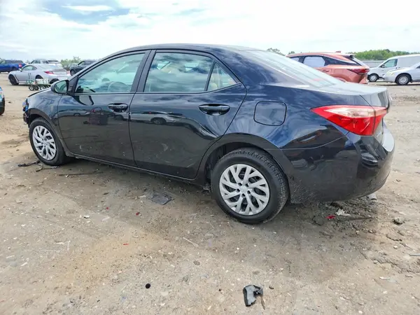 2T1BURHE7JC040181 2018 TOYOTA COROLLA - Image 2