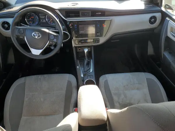 2T1BURHE7JC040598 2018 TOYOTA COROLLA - Image 8