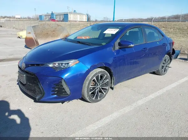 2T1BURHE7JC042996 2018 TOYOTA COROLLA - Image 2