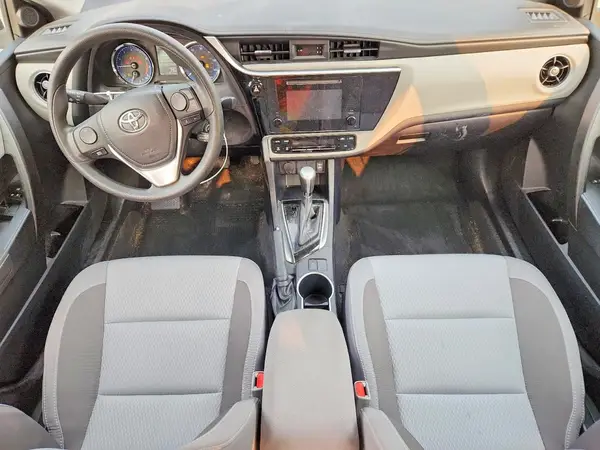 2T1BURHE7JC043517 2018 TOYOTA COROLLA - Image 8