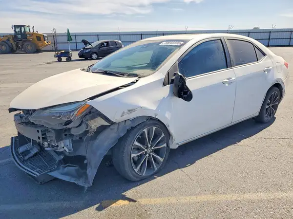2T1BURHE7JC044408 2018 TOYOTA COROLLA - Image 1