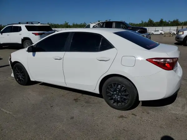 2T1BURHE7JC044750 2018 TOYOTA COROLLA - Image 2