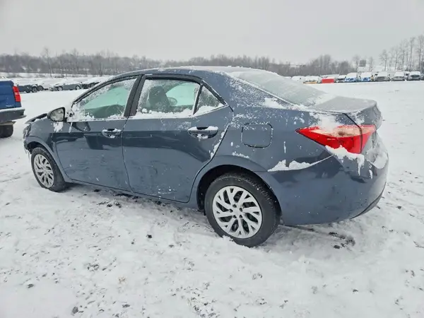 2T1BURHE7JC047616 2018 TOYOTA COROLLA - Image 2
