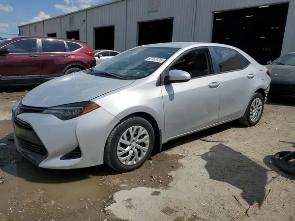 2T1BURHE7JC047731 2018 TOYOTA COROLLA - Image 1