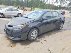 2T1BURHE7JC049821 2018 TOYOTA COROLLA