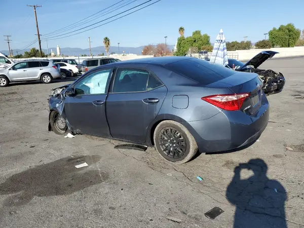 2T1BURHE7JC050094 2018 TOYOTA COROLLA - Image 2