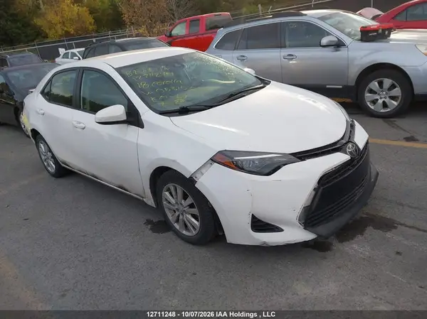 2T1BURHE7JC053156 2018 TOYOTA COROLLA - Image 1