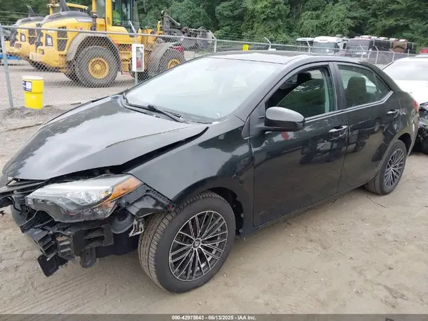 2T1BURHE7JC053464 2018 TOYOTA COROLLA - Image 2