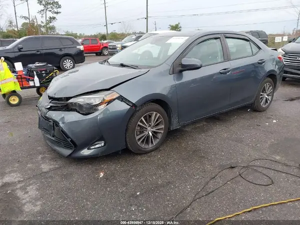 2T1BURHE7JC054758 2018 TOYOTA COROLLA - Image 2