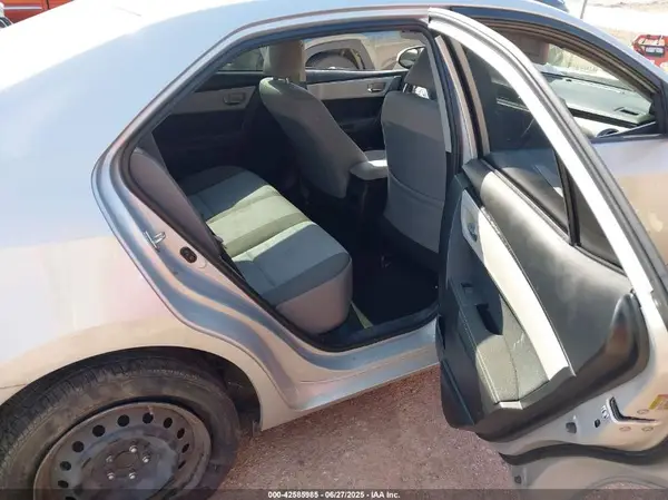 2T1BURHE7JC058213 2018 TOYOTA COROLLA - Image 8