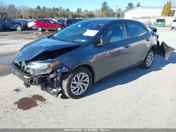 2T1BURHE7JC058406 2018 TOYOTA COROLLA - Image 2