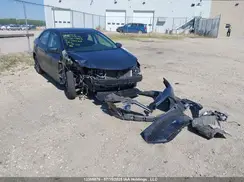 2T1BURHE7JC061323 2018 TOYOTA COROLLA