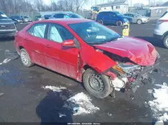2T1BURHE7JC061533 2018 TOYOTA COROLLA