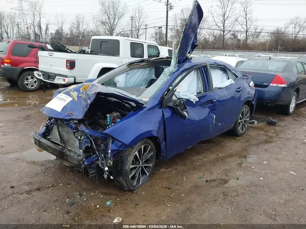 2T1BURHE7JC062195 2018 TOYOTA COROLLA - Image 2