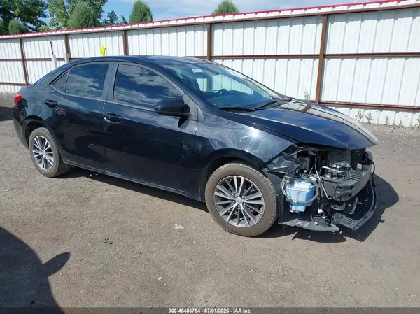 2T1BURHE7JC062813 2018 TOYOTA COROLLA - Image 1