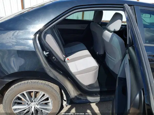 2T1BURHE7JC062813 2018 TOYOTA COROLLA - Image 8