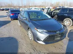 2T1BURHE7JC065372 2018 TOYOTA COROLLA