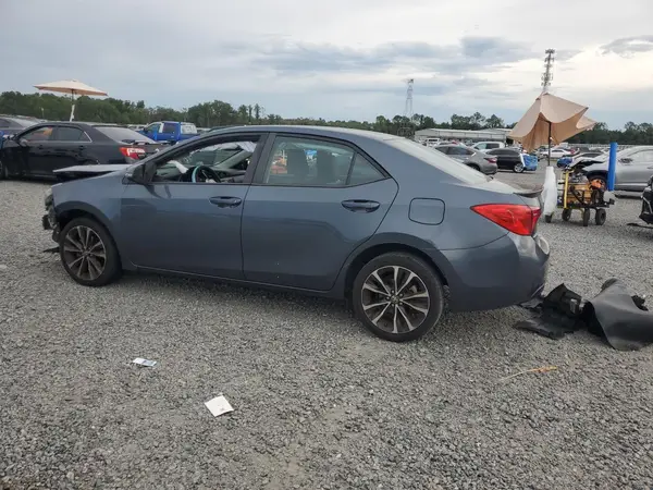 2T1BURHE7JC067610 2018 TOYOTA COROLLA - Image 2