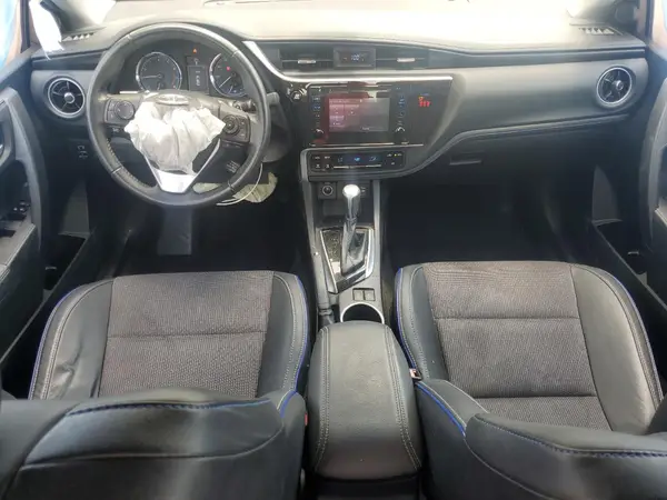 2T1BURHE7JC067610 2018 TOYOTA COROLLA - Image 8