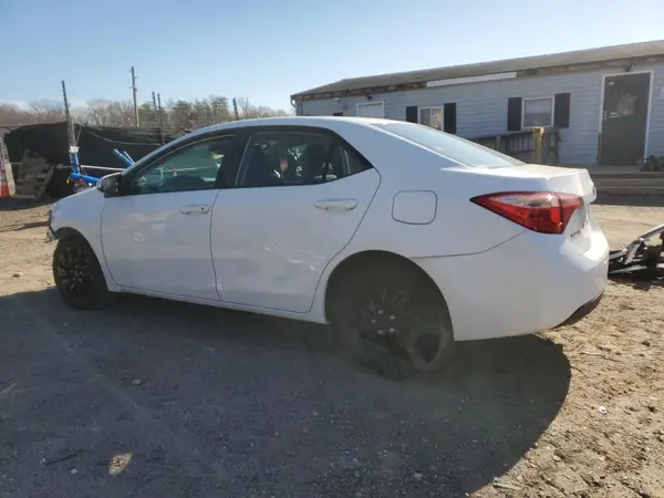 2T1BURHE7JC067638 2018 TOYOTA COROLLA - Image 2