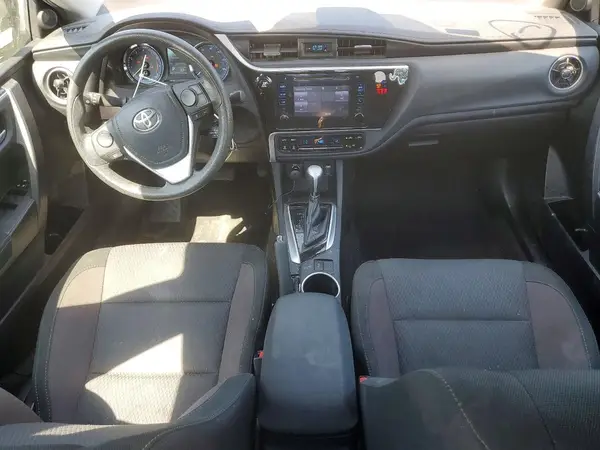 2T1BURHE7JC068644 2018 TOYOTA COROLLA - Image 8