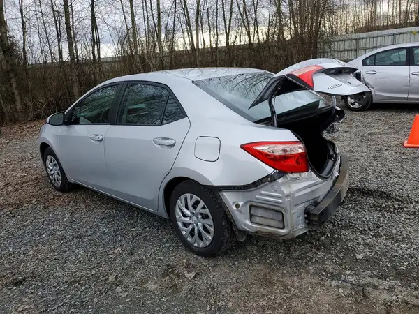 2T1BURHE7JC069020 2018 TOYOTA COROLLA - Image 2