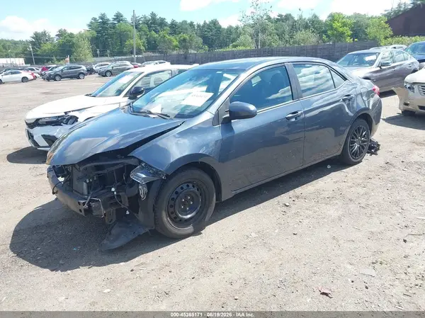 2T1BURHE7JC069907 2018 TOYOTA COROLLA - Image 2