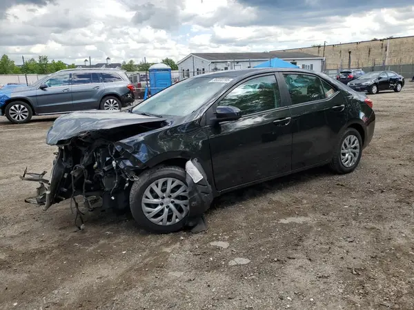 2T1BURHE7JC070300 2018 TOYOTA COROLLA - Image 1