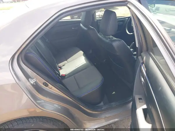 2T1BURHE7JC070328 2018 TOYOTA COROLLA - Image 8