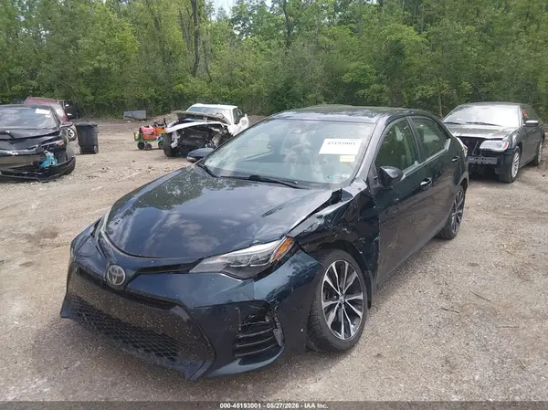2T1BURHE7JC070765 2018 TOYOTA COROLLA - Image 2