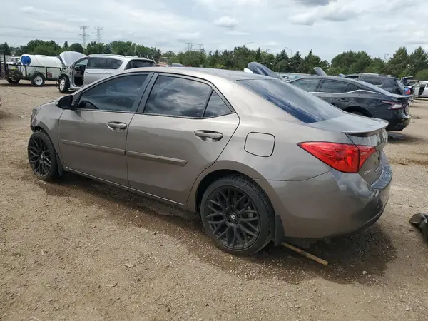 2T1BURHE7JC073455 2018 TOYOTA COROLLA - Image 2