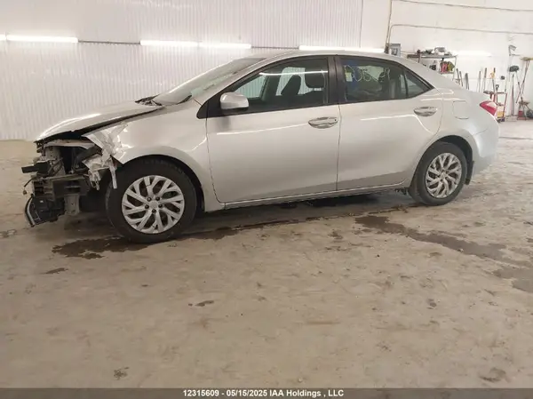 2T1BURHE7JC073598 2018 TOYOTA COROLLA - Image 2