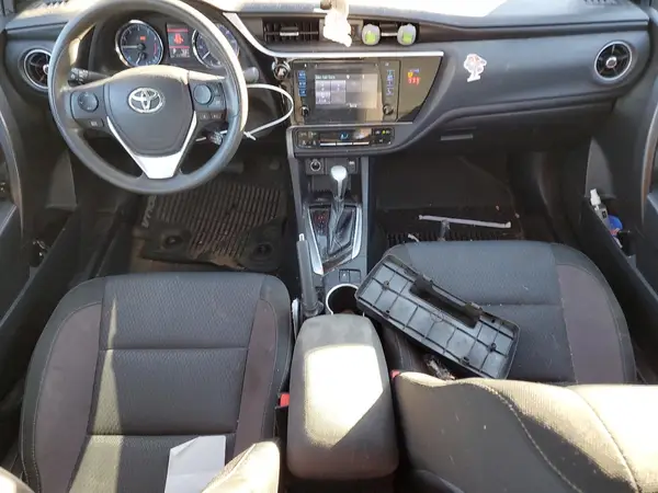 2T1BURHE7JC075366 2018 TOYOTA COROLLA - Image 8