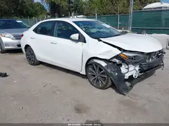 2T1BURHE7JC083256 2018 TOYOTA COROLLA