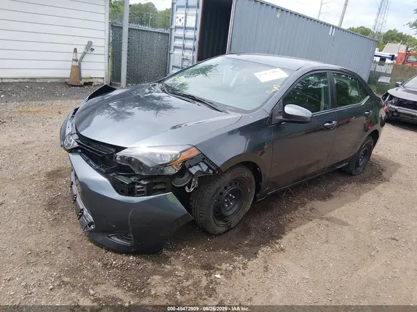 2T1BURHE7JC086786 2018 TOYOTA COROLLA - Image 2