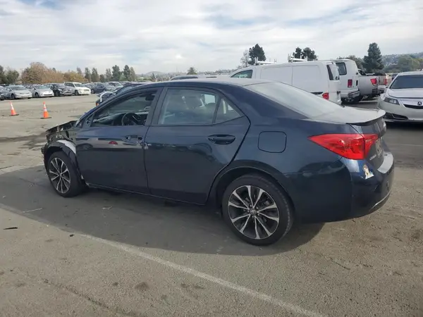 2T1BURHE7JC088053 2018 TOYOTA COROLLA - Image 2