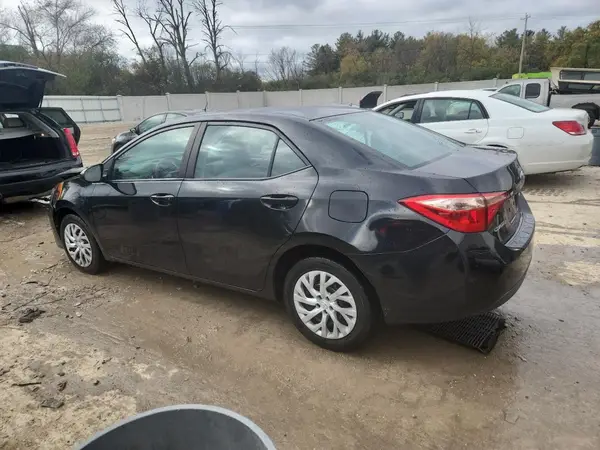 2T1BURHE7JC089591 2018 TOYOTA COROLLA - Image 2