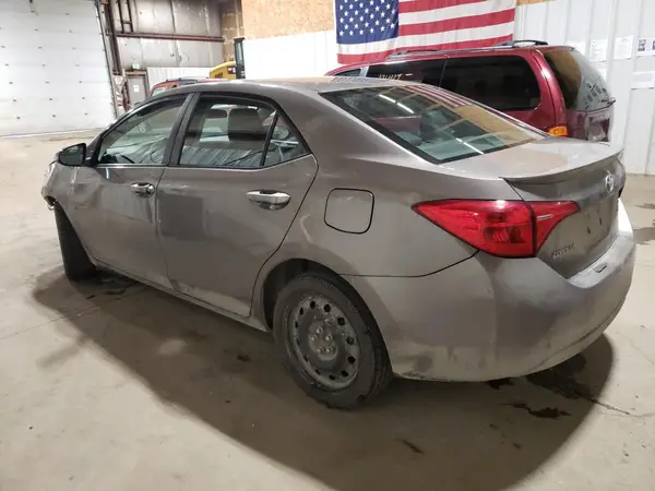 2T1BURHE7JC091101 2018 TOYOTA COROLLA - Image 2
