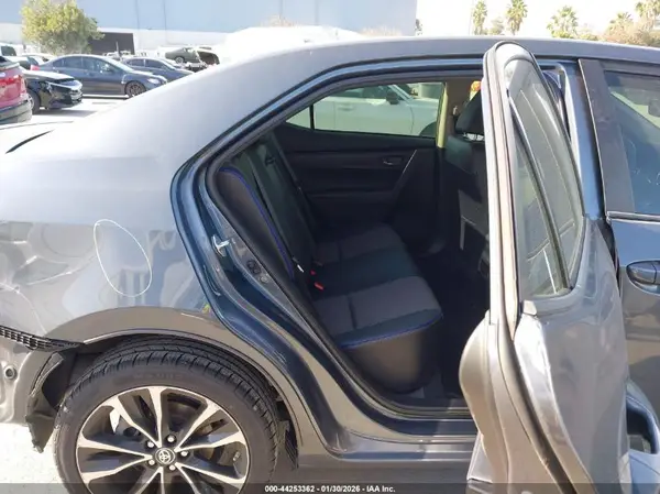 2T1BURHE7JC091146 2018 TOYOTA COROLLA - Image 8