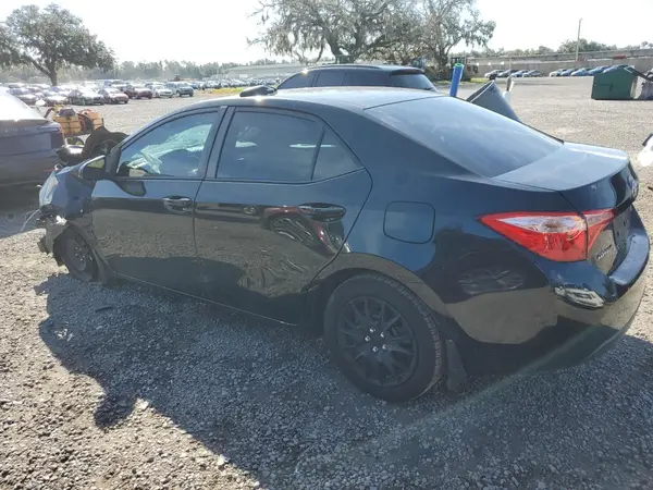 2T1BURHE7JC093513 2018 TOYOTA COROLLA - Image 2