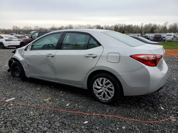 2T1BURHE7JC095939 2018 TOYOTA COROLLA - Image 2