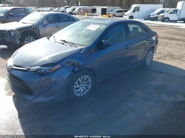 2T1BURHE7JC097545 2018 TOYOTA COROLLA - Image 2