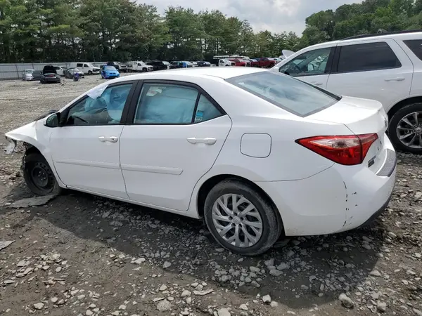 2T1BURHE7JC097593 2018 TOYOTA COROLLA - Image 2
